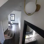 بيت للعطل Wooden House Near Center ريغا