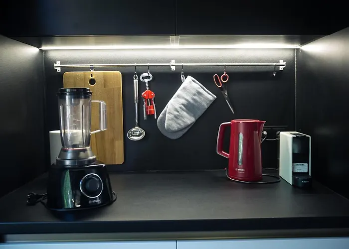 別荘 Wooden House Near Center *