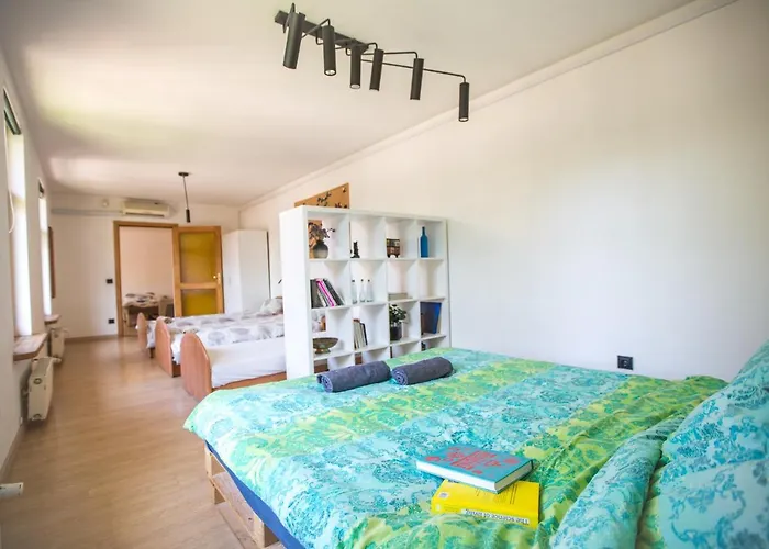 別荘 Wooden House Near Center